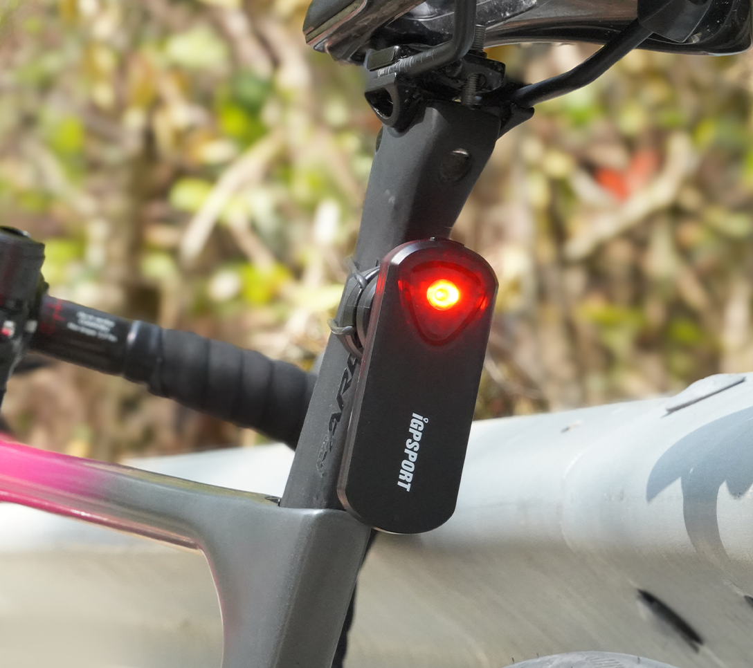 SR30 Bike Taillight improves cycling safety